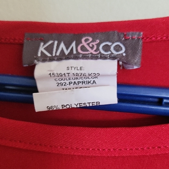 Red Long Sleeve Top Light And Airy - Picture 5 of 7